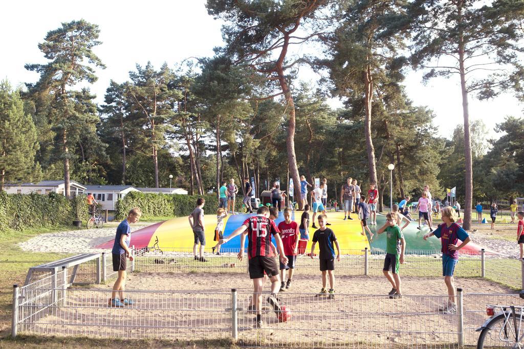 Oostappen Vakantiepark Zilverstrand Mol Buitenkant foto