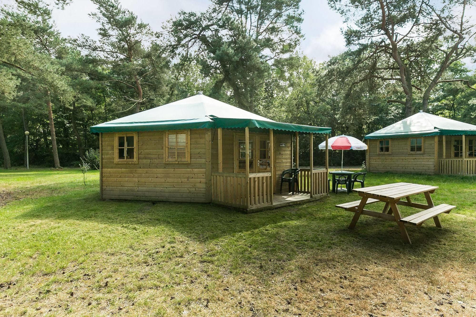 Oostappen Vakantiepark Zilverstrand Mol Buitenkant foto