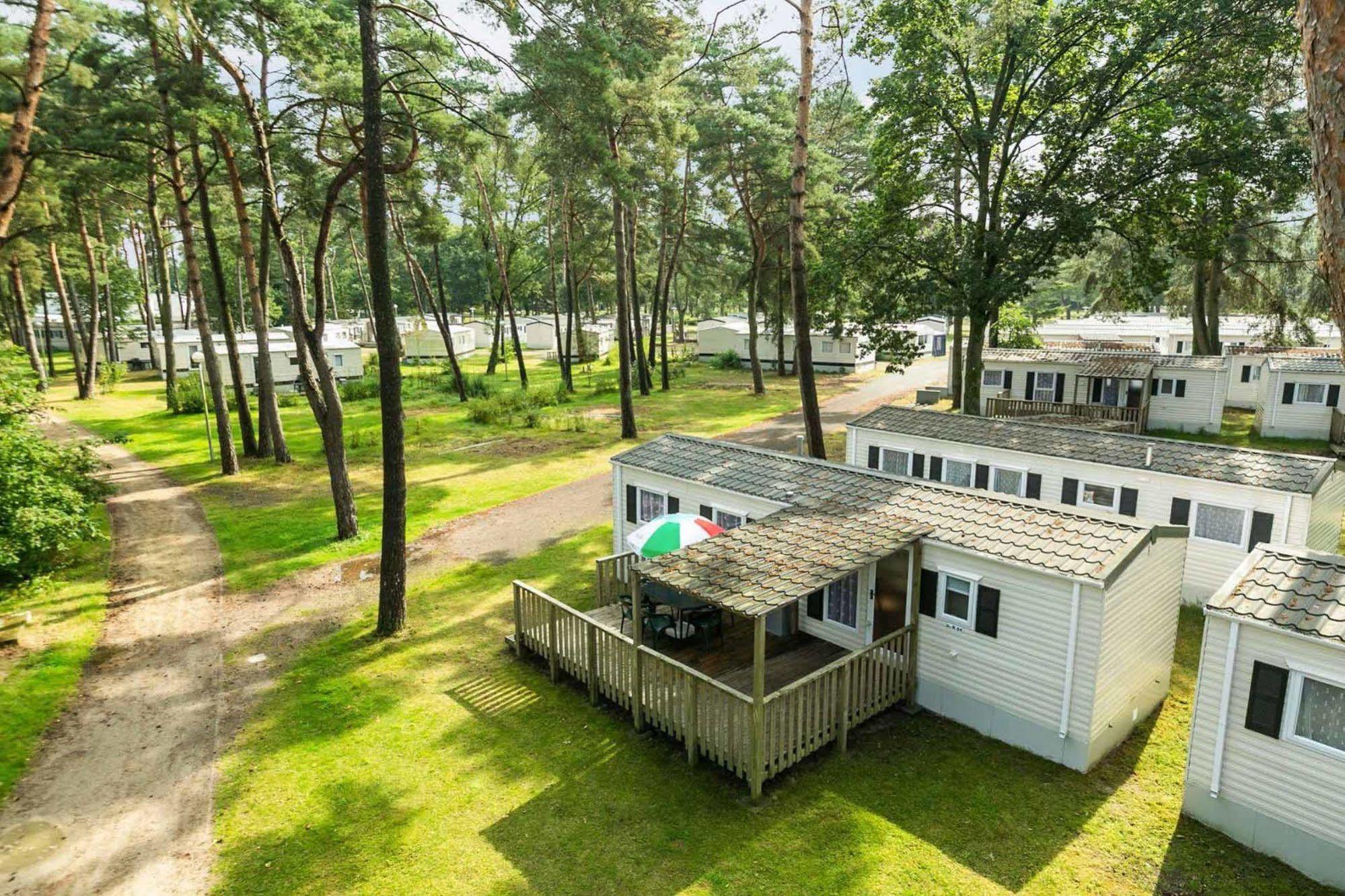 Oostappen Vakantiepark Zilverstrand Mol Buitenkant foto